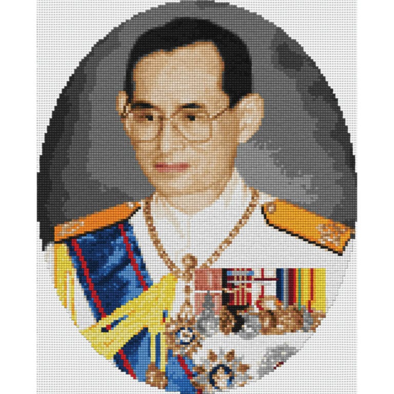 CR9-03 : ในหลวง ร.๙ (วงรี)