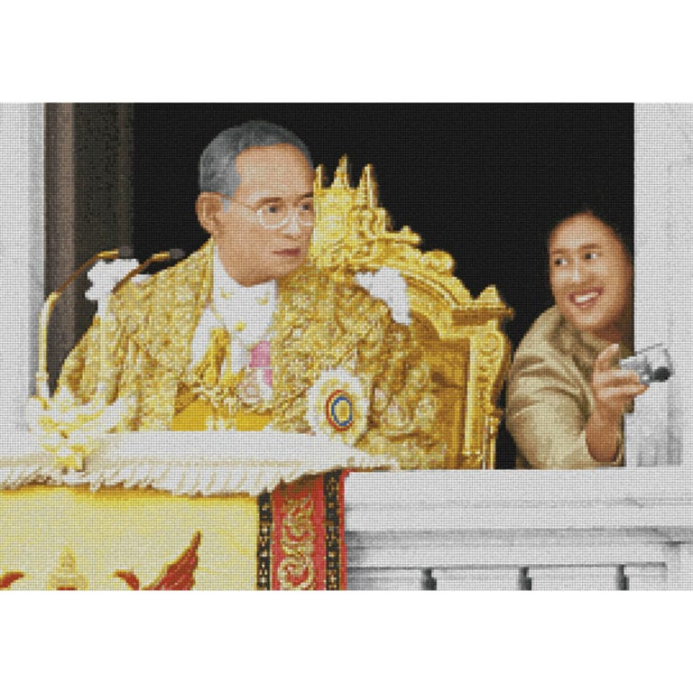 CR9-10 : พระมิ่งขวัญของชาวไทย