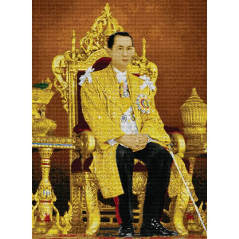 CR9-05 : ในหลวง ร.๙ ทรงบัลลังก์