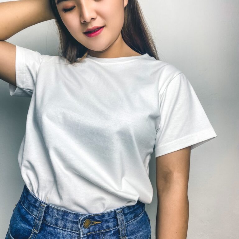 เสื้อยืดคอกลม